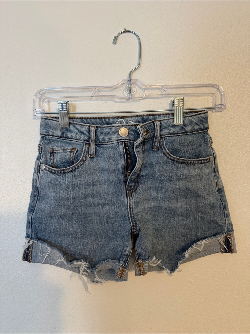 art class Light Wash Distressed Denim Shorts